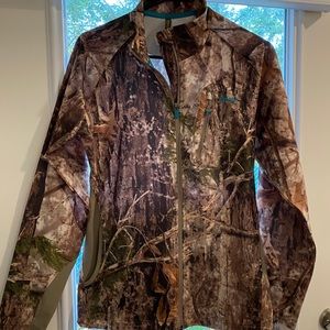 NWOT Cabela’s Women’s Camo Jacket